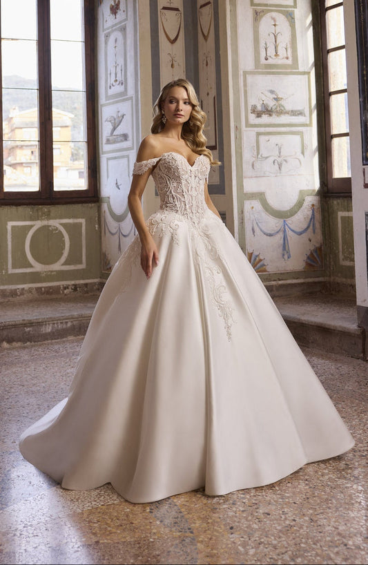 Veni infantino Anilla Wedding Dress Style 63301